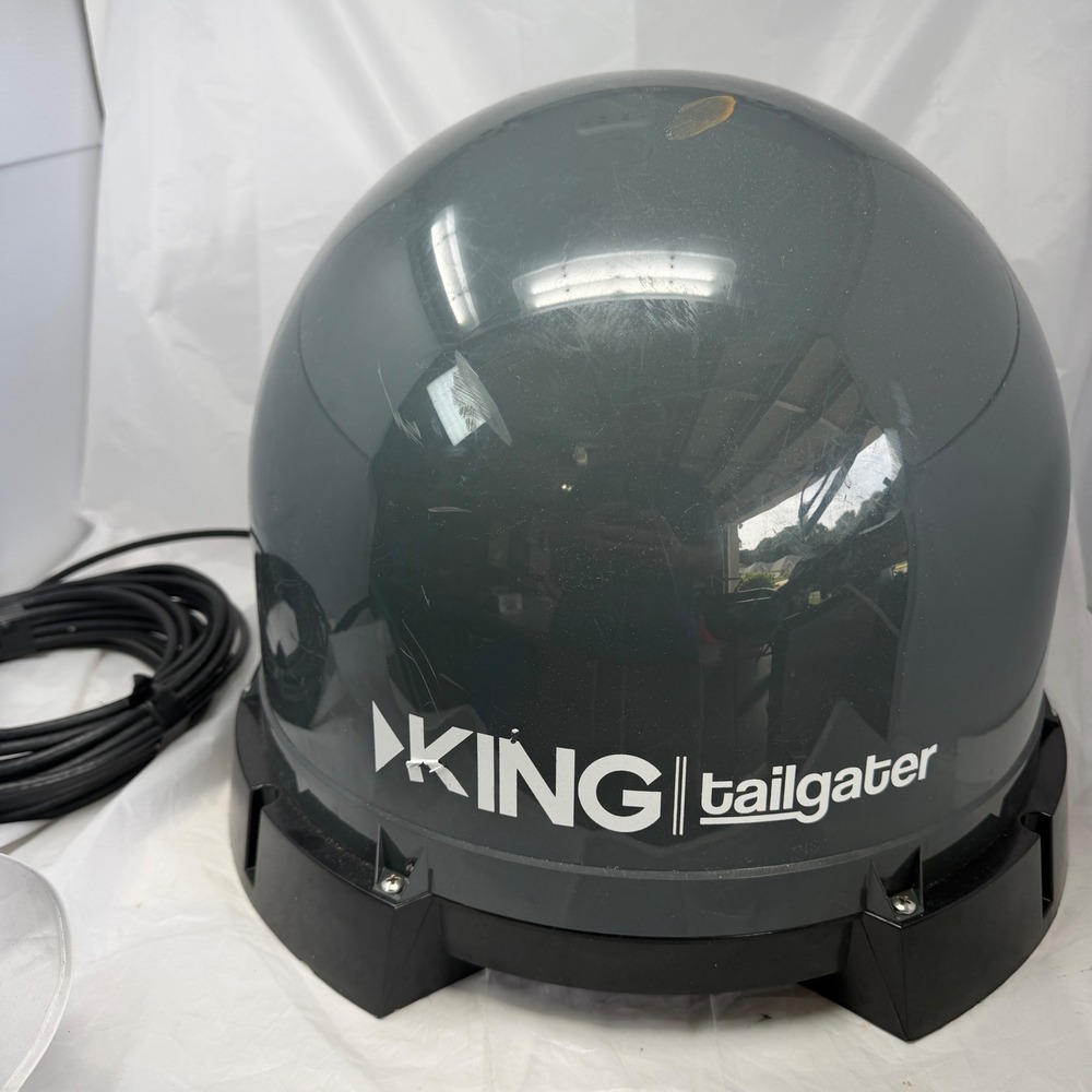 KING Tailgater VQ4500-B0 Portable Satellite TV Antenna for DISH Gray